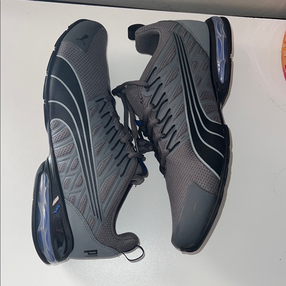 Puma Men's Black and Gray Athletic Shoes